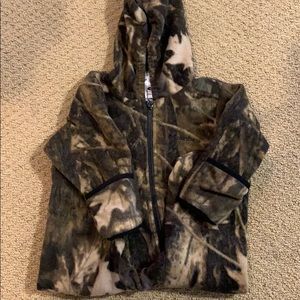 Columbia baby bunting camo 18 months.